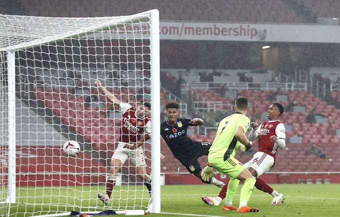 Kết quả Arsenal 0-3 Aston Villa: Đánh sập Emirates